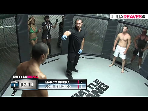 ❤️ Ultimate Fighter knullar en nummerflicka direkt efter en match i ringen ️ Fucking at us ﹏